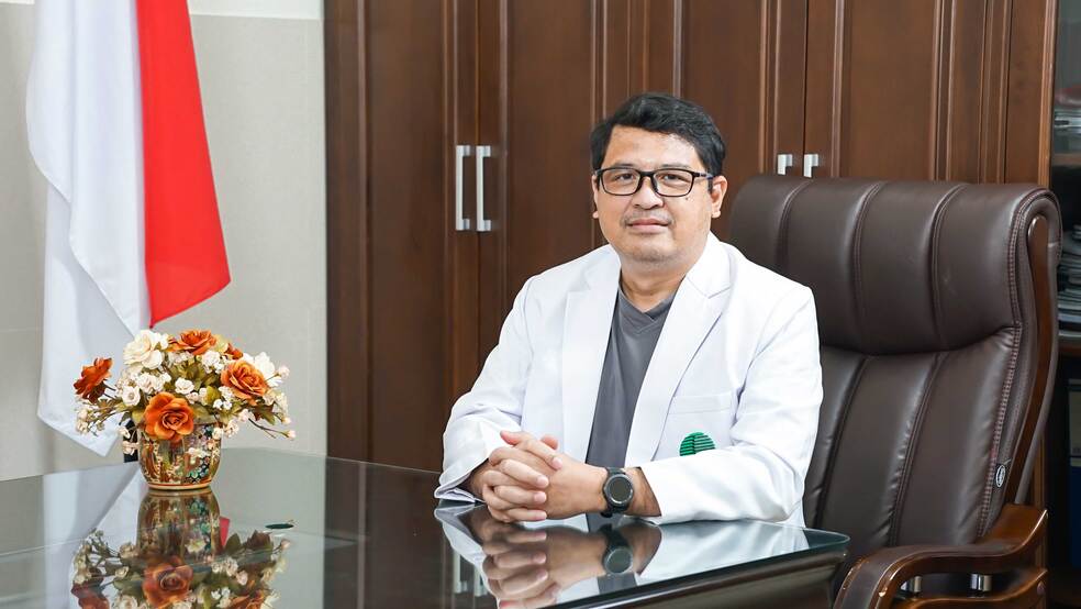 drg. Owin Bambang Wijanarko, Sp.Pros., MARS